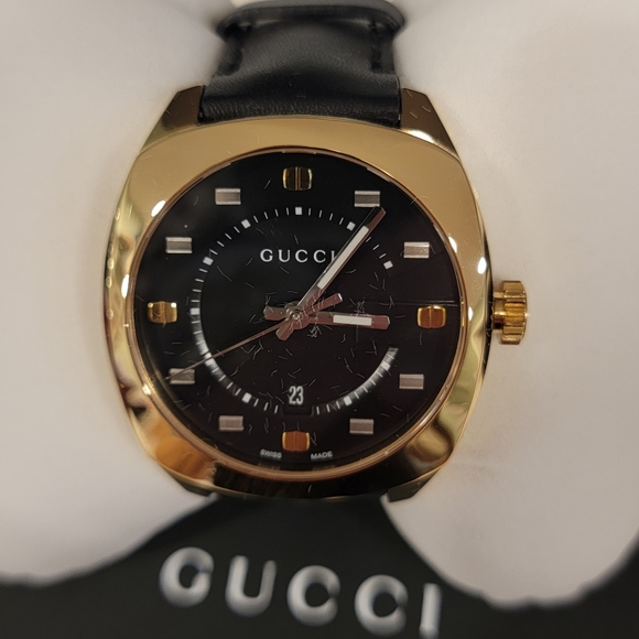 Gucci Swiss Quartz Goldtone 